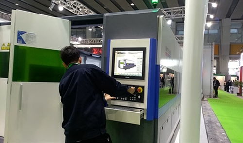 燈塔工廠引領(lǐng)食品工業(yè)與網(wǎng)絡(luò)設(shè)備融合，開啟行業(yè)升級新紀元